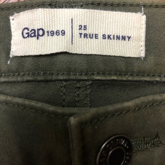 Cargo Ankle Zipper Moto Style Pants by Gap - Picture 2 of 8